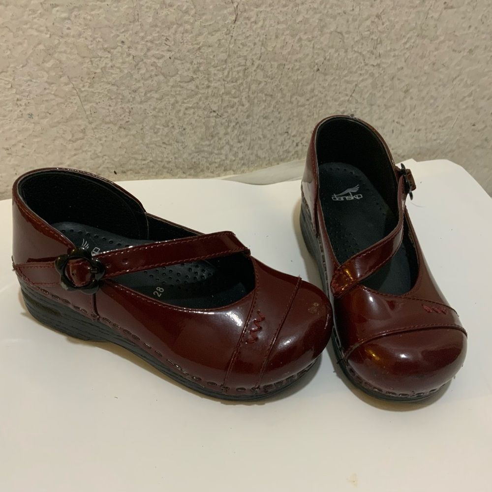 Dansko toddler EU 28 US 10-11 Bordeaux Mary Jane clogs comfort